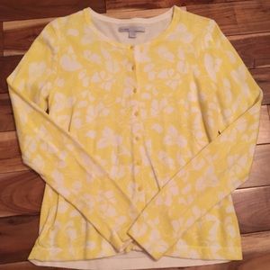 Old navy button cardigan ☀️